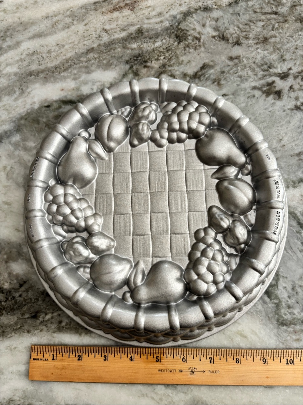 Nordic Ware MariAnne Pan 10” fruit lattice tiered cake pan